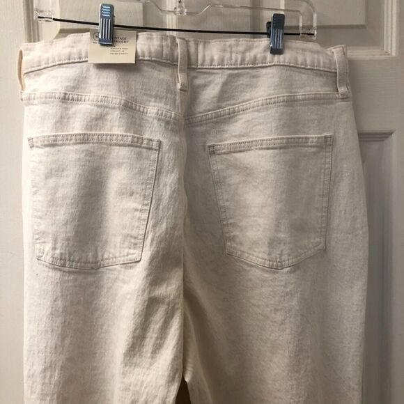 Universal Thread NWT Women's Cut Knee Off White Jeans Size 14 Vintage Straight - Picture 15 of 16